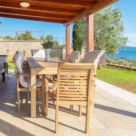 Feriehus Bugenvila By Interhome