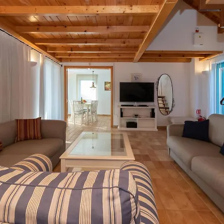 Bugenvila By Interhome *